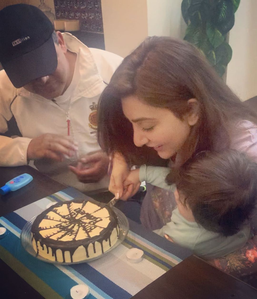 Aisha Khan Celebrating Birthday With Family | Reviewit.pk