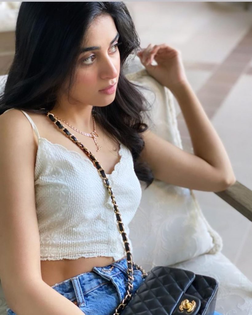 25 Latest Sizzling Photos Of Anmol Baloch