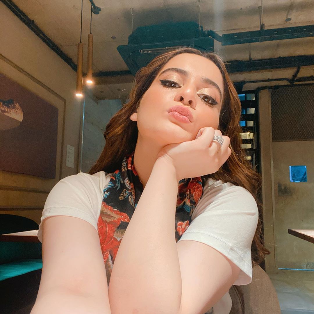 Aiman Khan is Looking Gorgeous in her Latest Pictures from Instagram