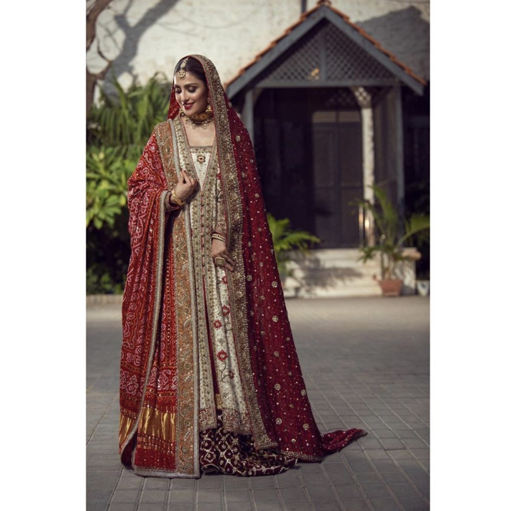 Stunning Bridal Photoshoot Of Ayeza Khan