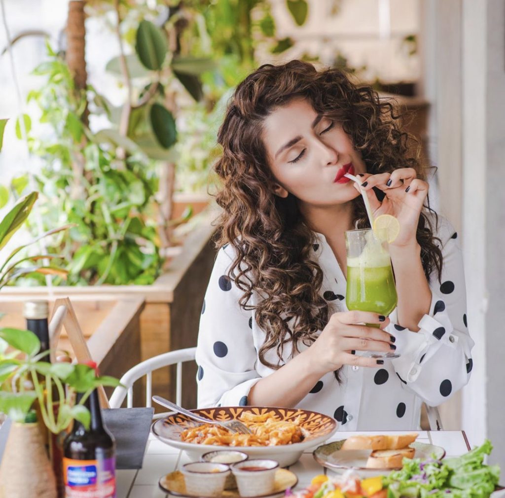 Ayeza Khan Slaying In Her Latest Photoshoot