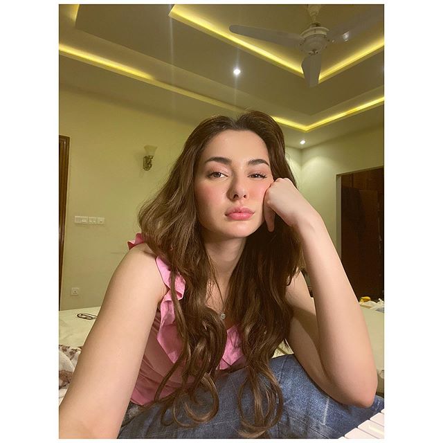 Hania Aamir Shared Cute Dance Video