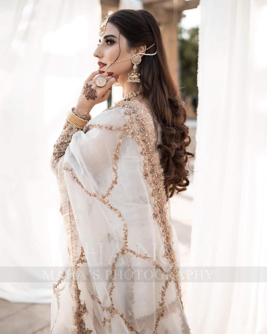 Gorgeous Hareem Farooq Photoshoot for Maha Wajahat Khan