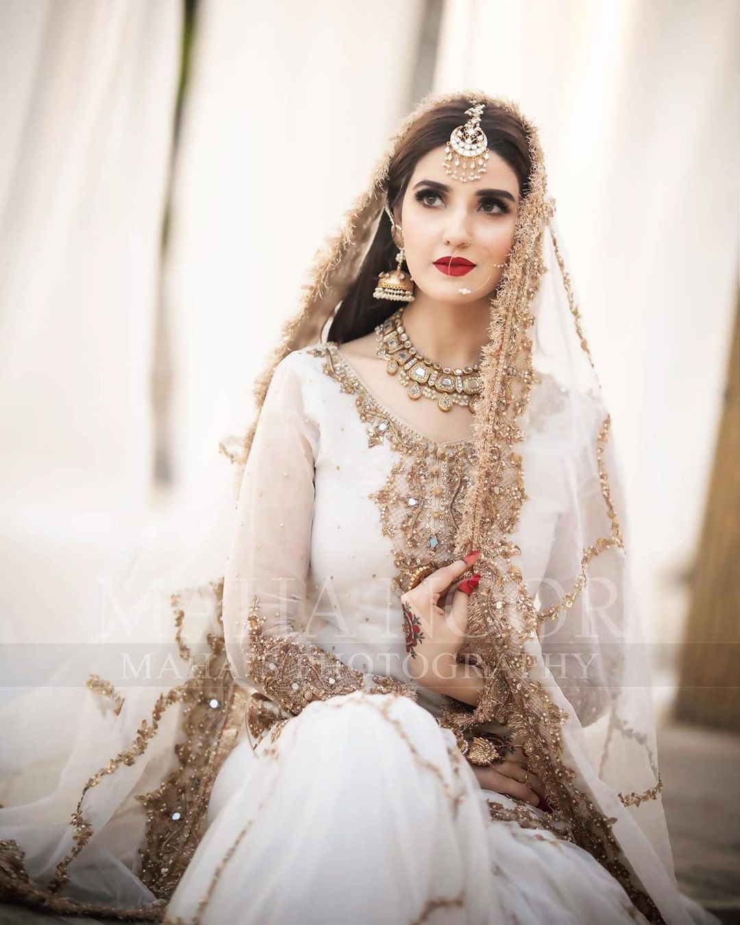 Best Bridal Looks For This Wedding Season