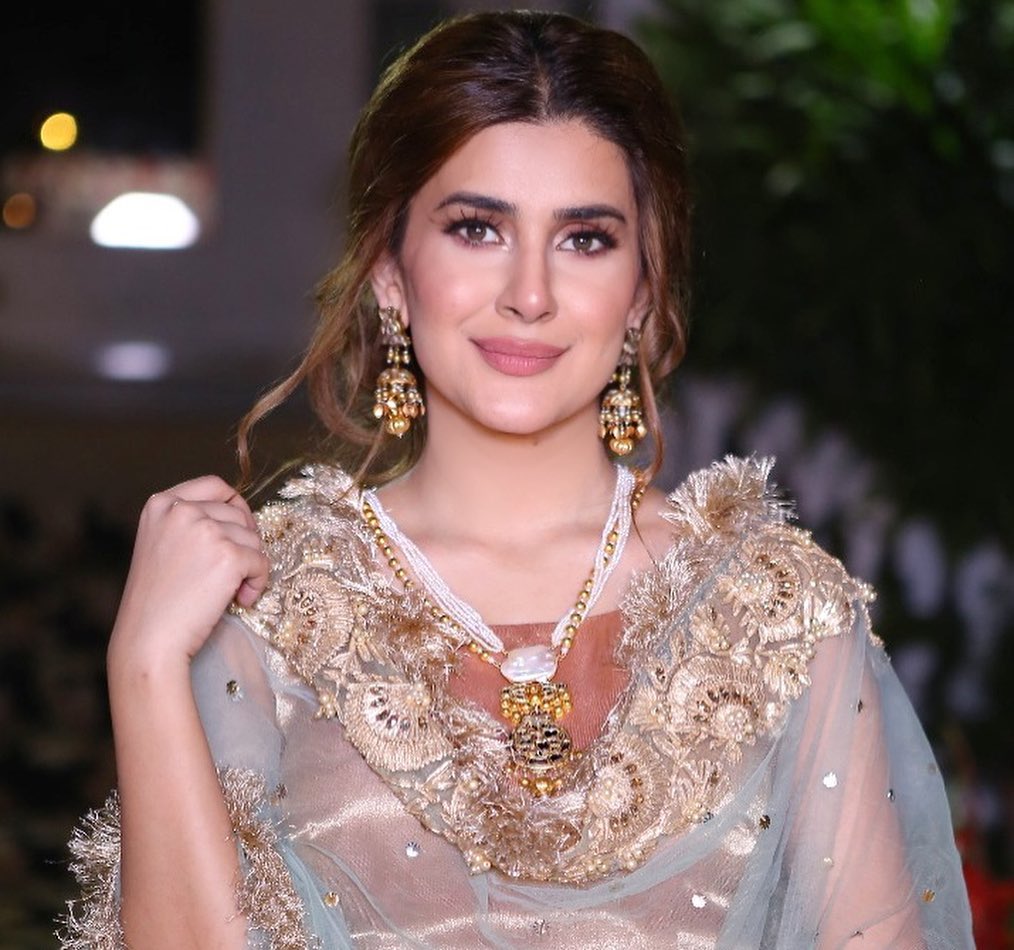 Here Is Video Of Kubra Khan's First Work As Model 