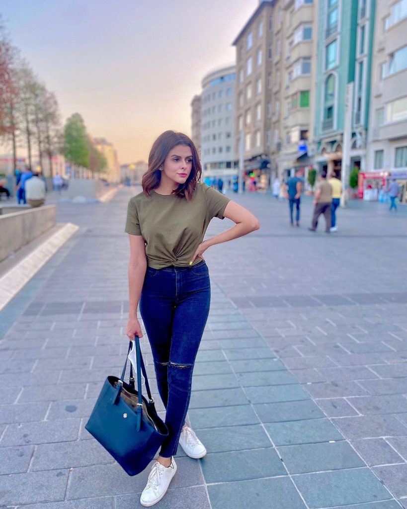 Honeymoon Pictures Of Waliya Najib From Turkey