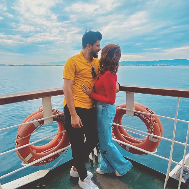 Honeymoon Pictures Of Waliya Najib From Turkey