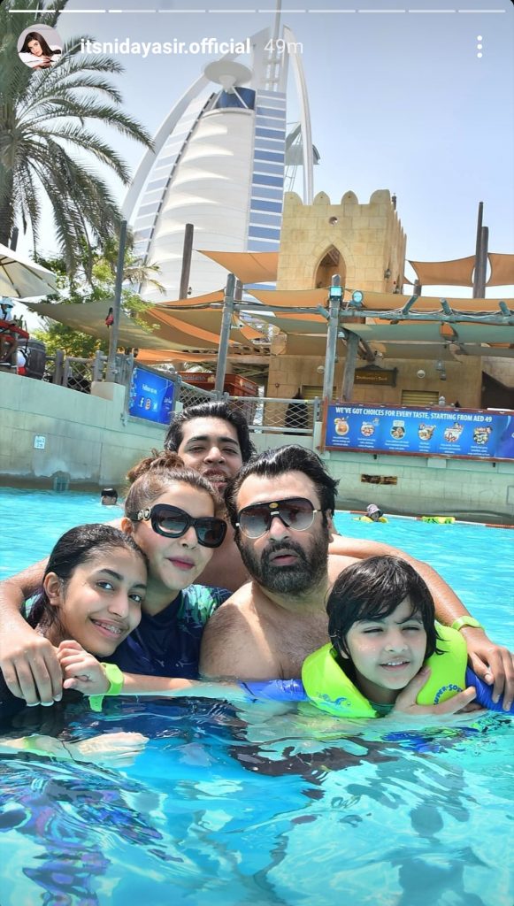Nida Yasir Enjoying Swimming With Family In Dubai