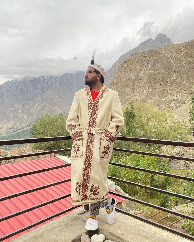 Iqra Aziz, Yasir Hussain's Breathtakingly Beautiful Pictures From Hunza