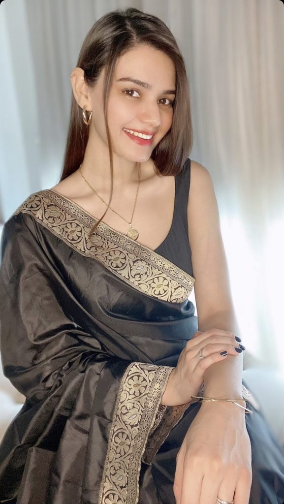 All Black Saree – Lenaim