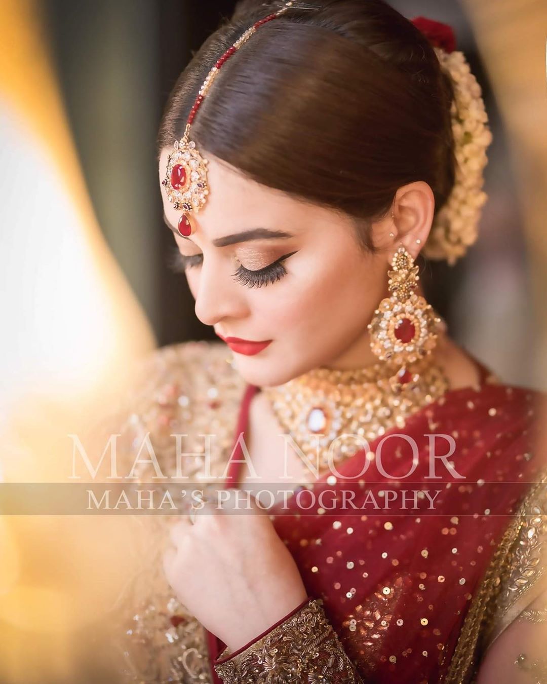 Gorgeous Actress Minal Khan Beautiful Bridal Shoot