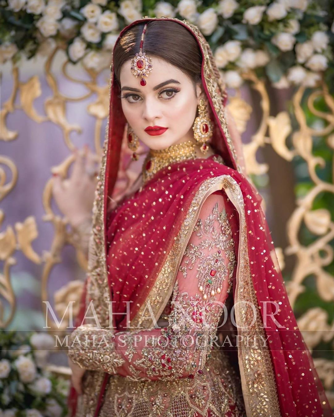 Gorgeous Actress Minal Khan Beautiful Bridal Shoot