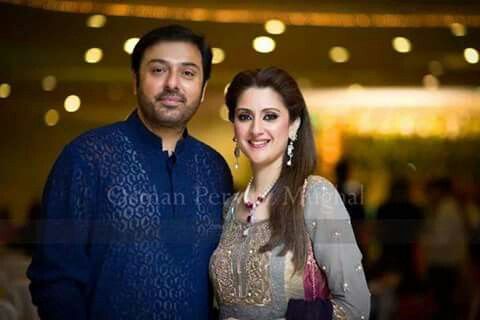 Beautiful Pictures of Noman Ijaz with his Wife Rabia Noman