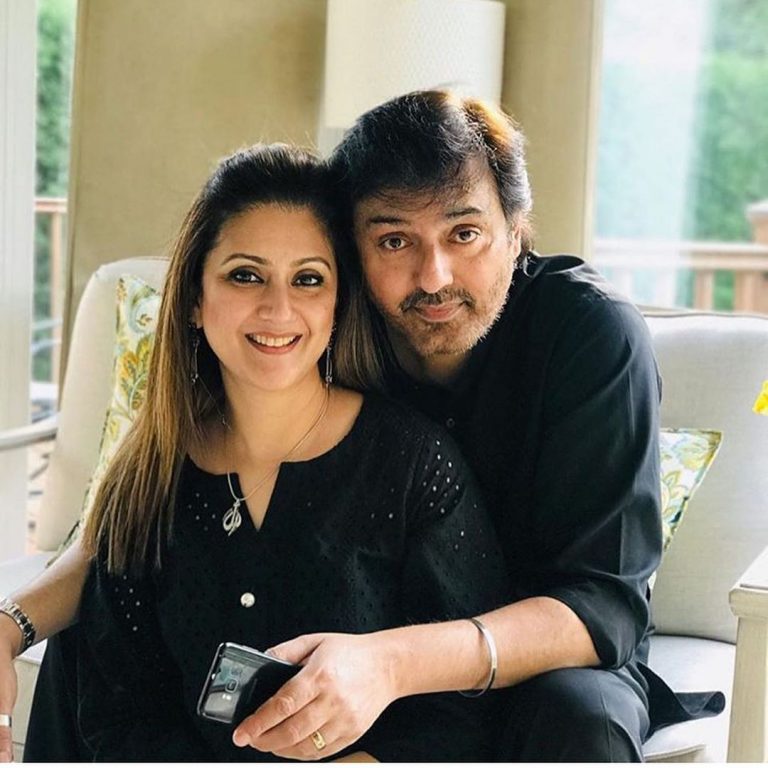 Beautiful Pictures of Noman Ijaz with his Wife Rabia Noman