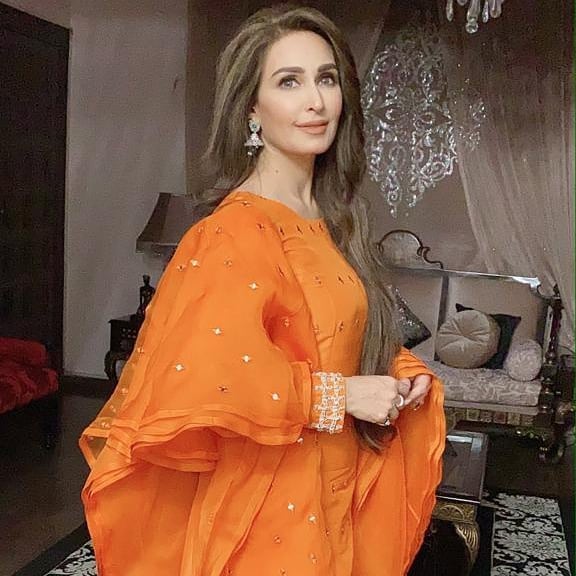 Recent Pictures Of Reema Khan From USA | Reviewit.pk