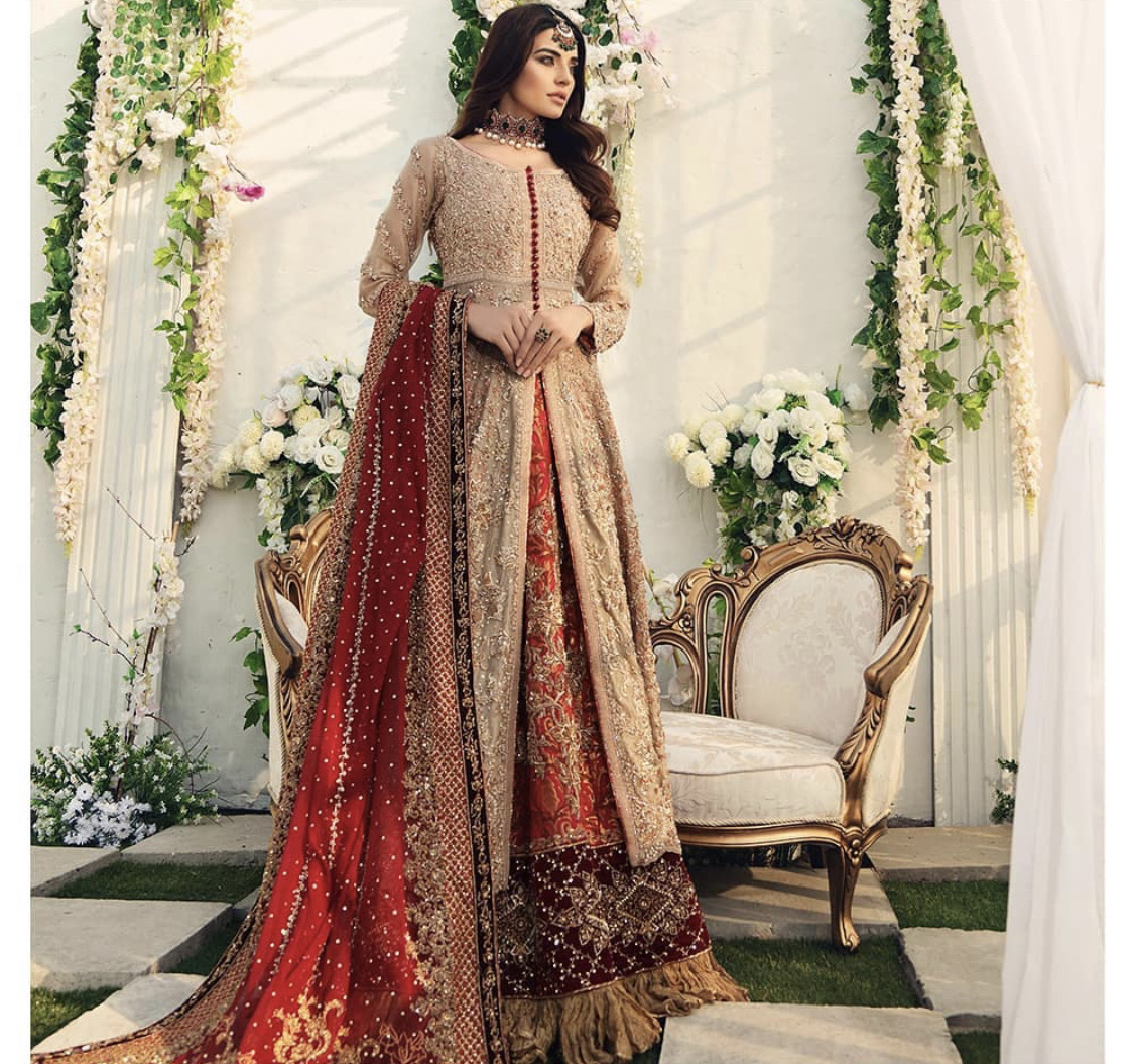 Latest Clicks Of Sadia Khan From Bridal Photoshoot | Reviewit.pk