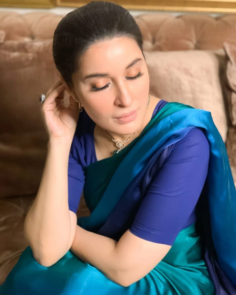 Shaista Lodhi And Eshal Fayyaz Spotted In Same Silk Saree