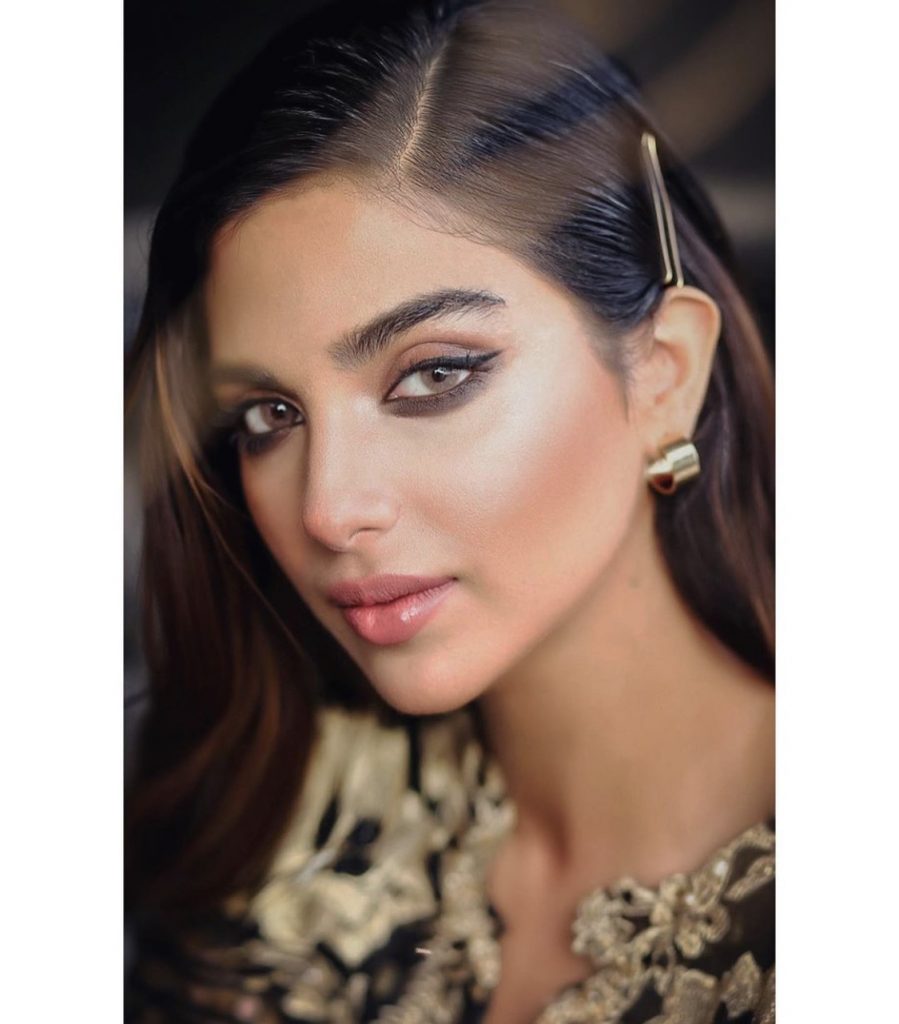 Sonya Hussyn Latest Pictures From Instagram