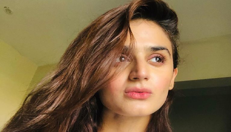 Lovely Pictures of Hira Mani is Natural Poses