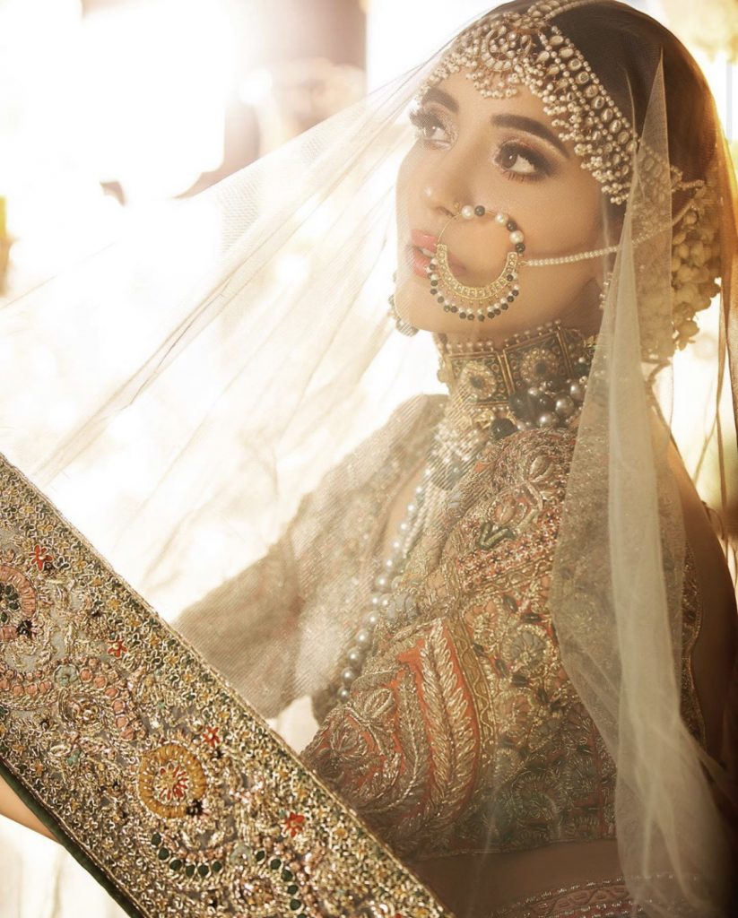 Urwa Hocane Latest Bridal Photoshoot Is Amazing