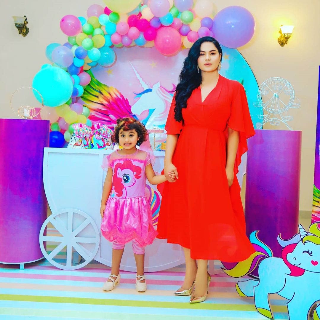 Veena Malik Celebrated Birthday of her Daughter Amal