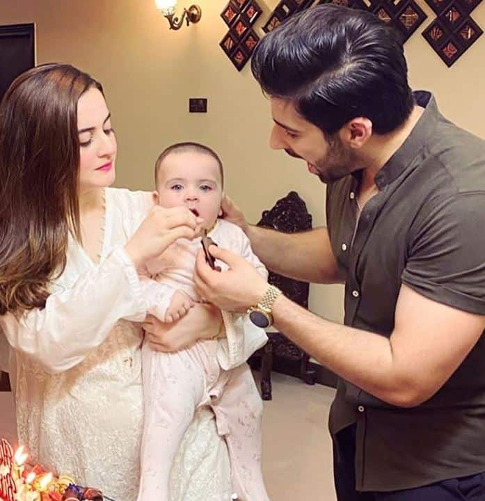 Aiman Khan Daughter Amal's 1st Birthday Celebrations Pictures