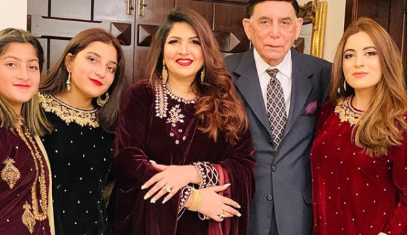 Shagufta Ejaz Celebrates Her Anniversary