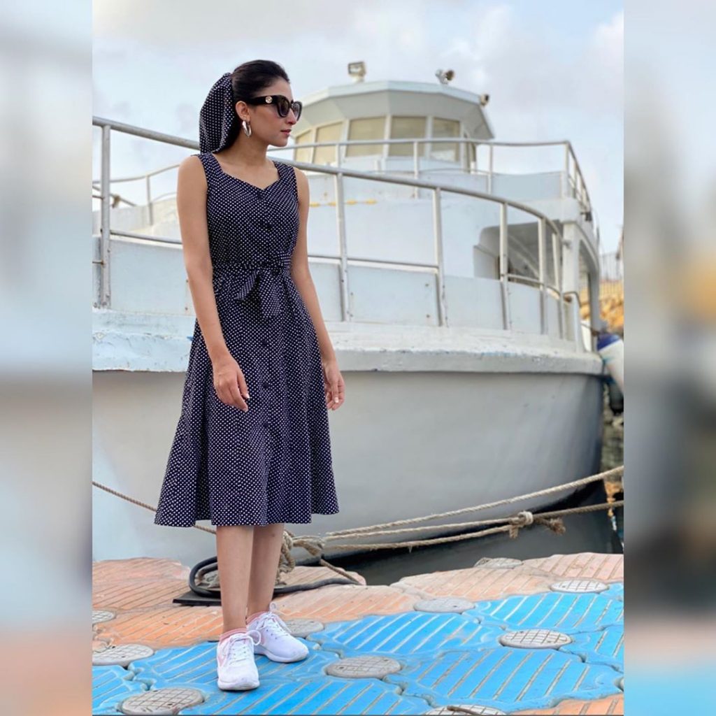 Alia Khan The Vocalist Of Pyaar Kay Sadkay Having Vacations In Sri Lanka