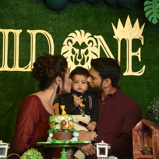 Mohabbat Tujhe Alvida Star Mizna Waqas Celebrates First Birthday Of Her Son