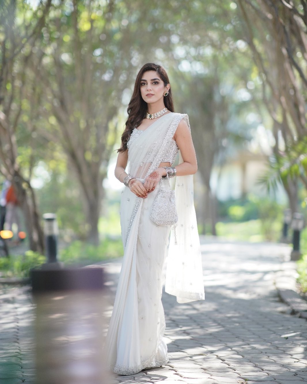 Pakistani Actresses Who Looked Beautiful In A Saree
