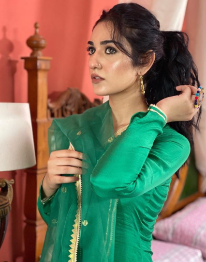 New Look Of Sara Khan For Her Upcoming Project