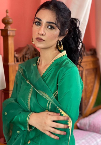 New Look Of Sara Khan For Her Upcoming Project