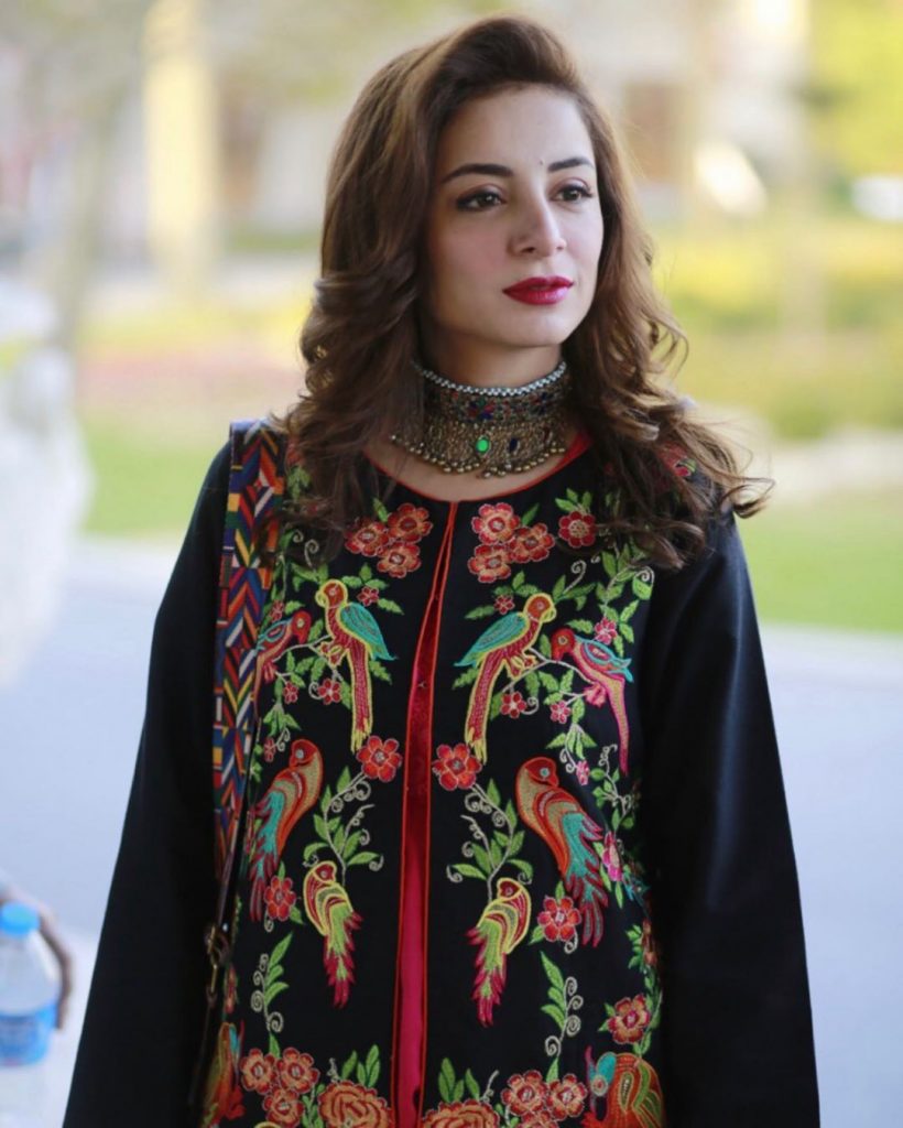 Latest Solo Photos of Sarwat Gilani You Should Check Out