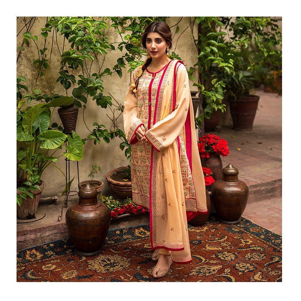 Urwa Hocane Latest Shoot in Beautiful Outfits by Raaya Official