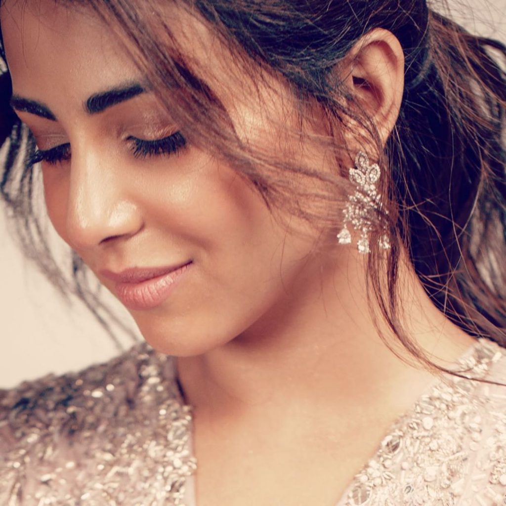 Ushna Shah's Advice For Actresses With Plastic Surgeries