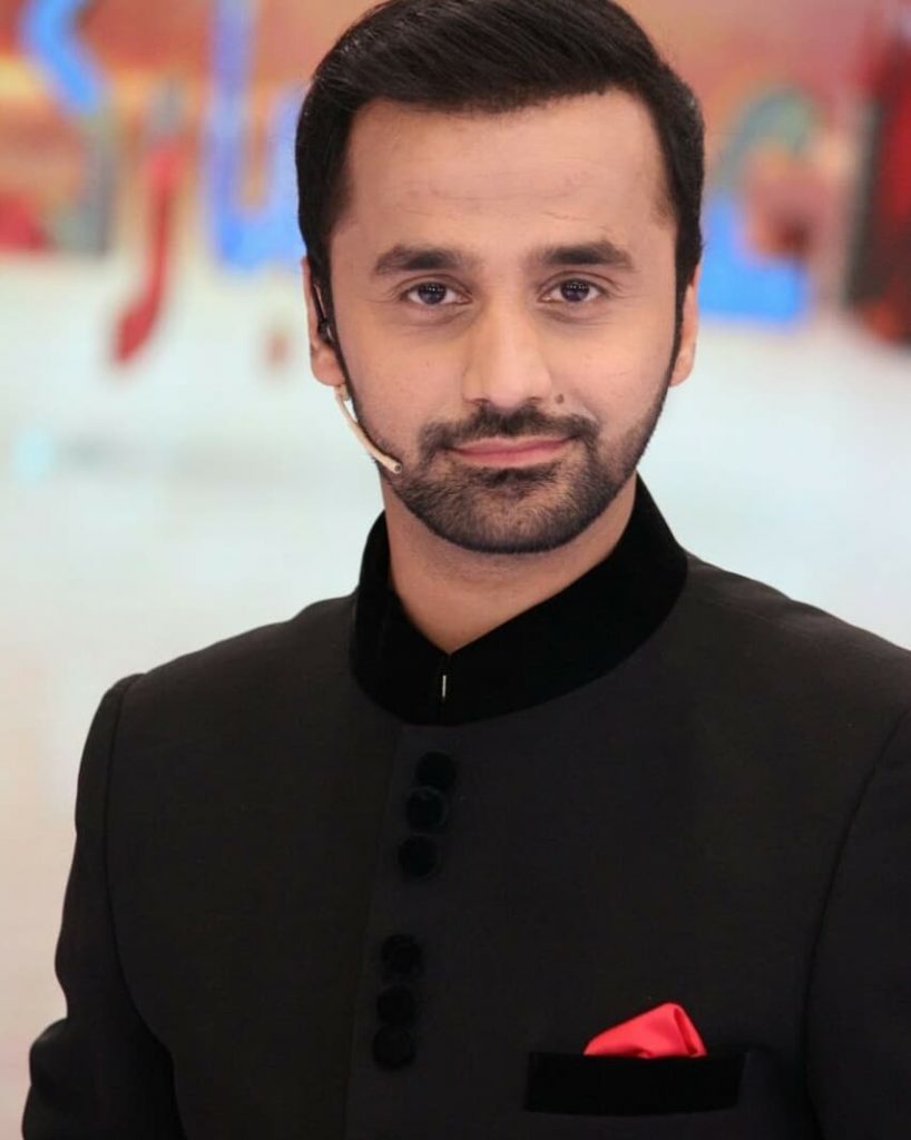 Waseem Badami Vacationing In Malam Jabba With His Son