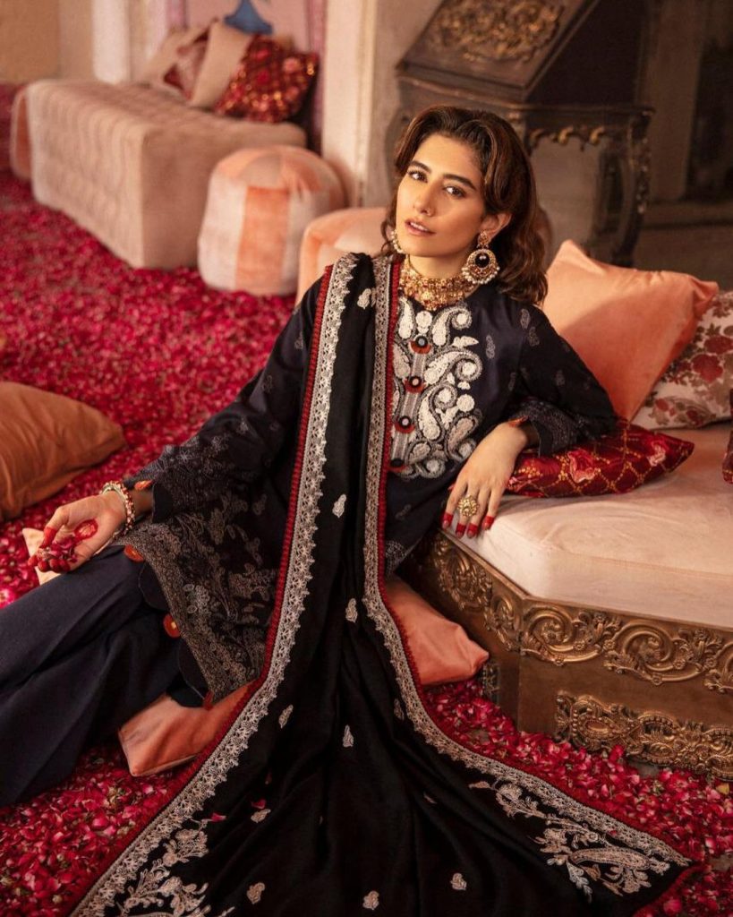 Syra Yousuf Looking Graceful In This New Photo Shoot For Cross Stitch