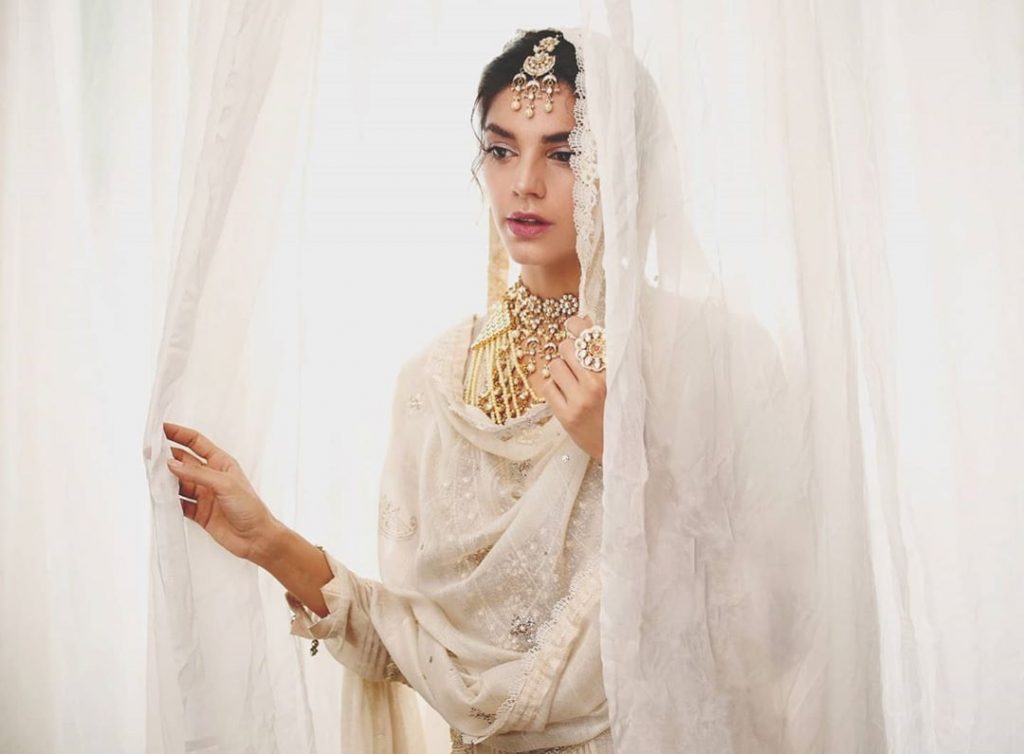 Latest Bridal Shots Of The Stunning Sanam Saeed