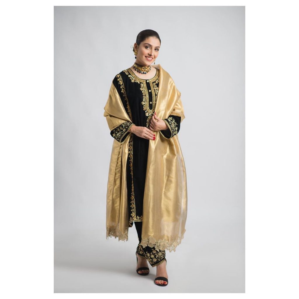 Top 10 Beautiful Dresses Worn By Ayeza Khan