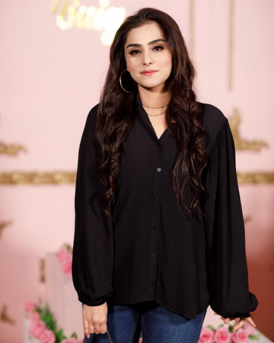 Aima Baig Spotted at her Sister Komal Baig Birthday Party