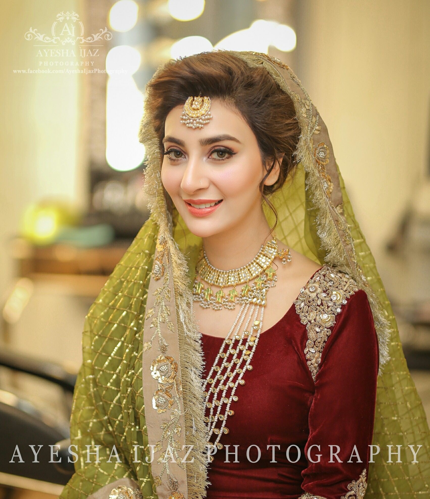Beautiful tiktok star minal malik | Pakistani bridal hairstyles, Wedding  hair down, Long hair wedding styles