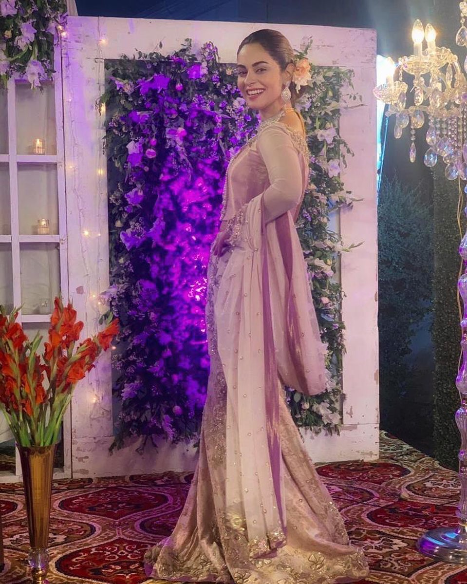 Actress Amar Khan Latest Beautiful Clicks from a Recent Wedding