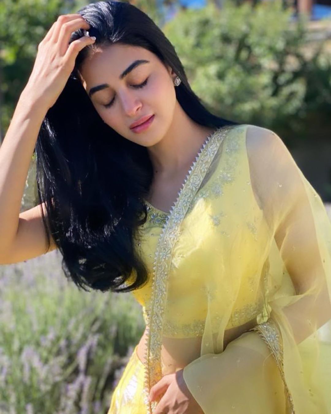 Actress Anmol Baloch is Looking Stunning in this Beautiful Yellow Dress