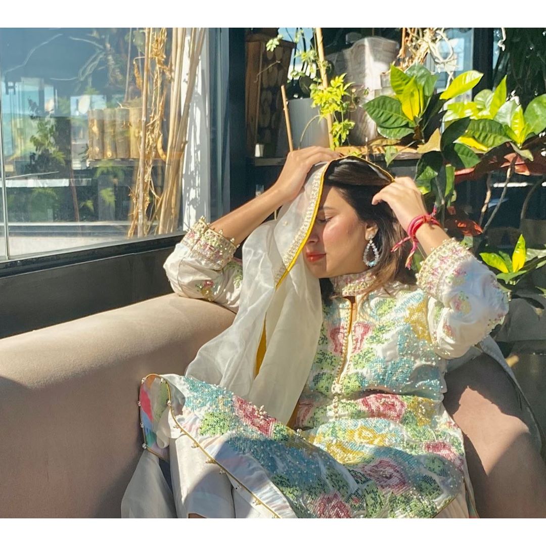 Actress Areeba Habib Beautiful Pictures from Her Trip to Turkey