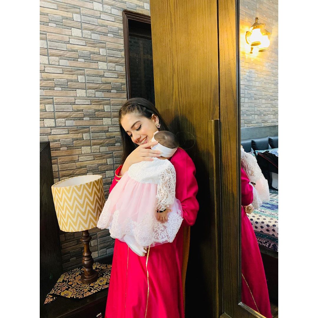 Actress Arisha Razi Khan Shared Adorable Pictures With Her New Born Niece