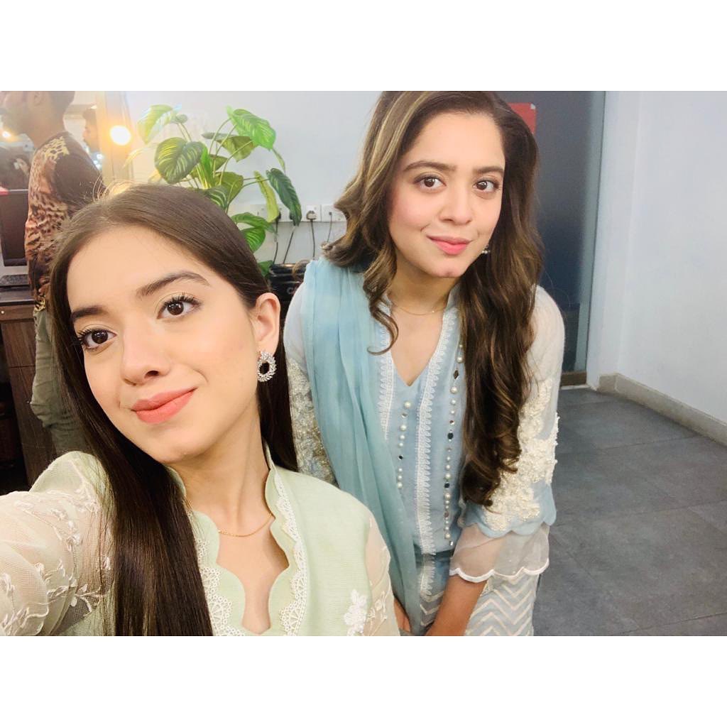 Arisha Razi with her Niece - Latest Beautiful Clicks