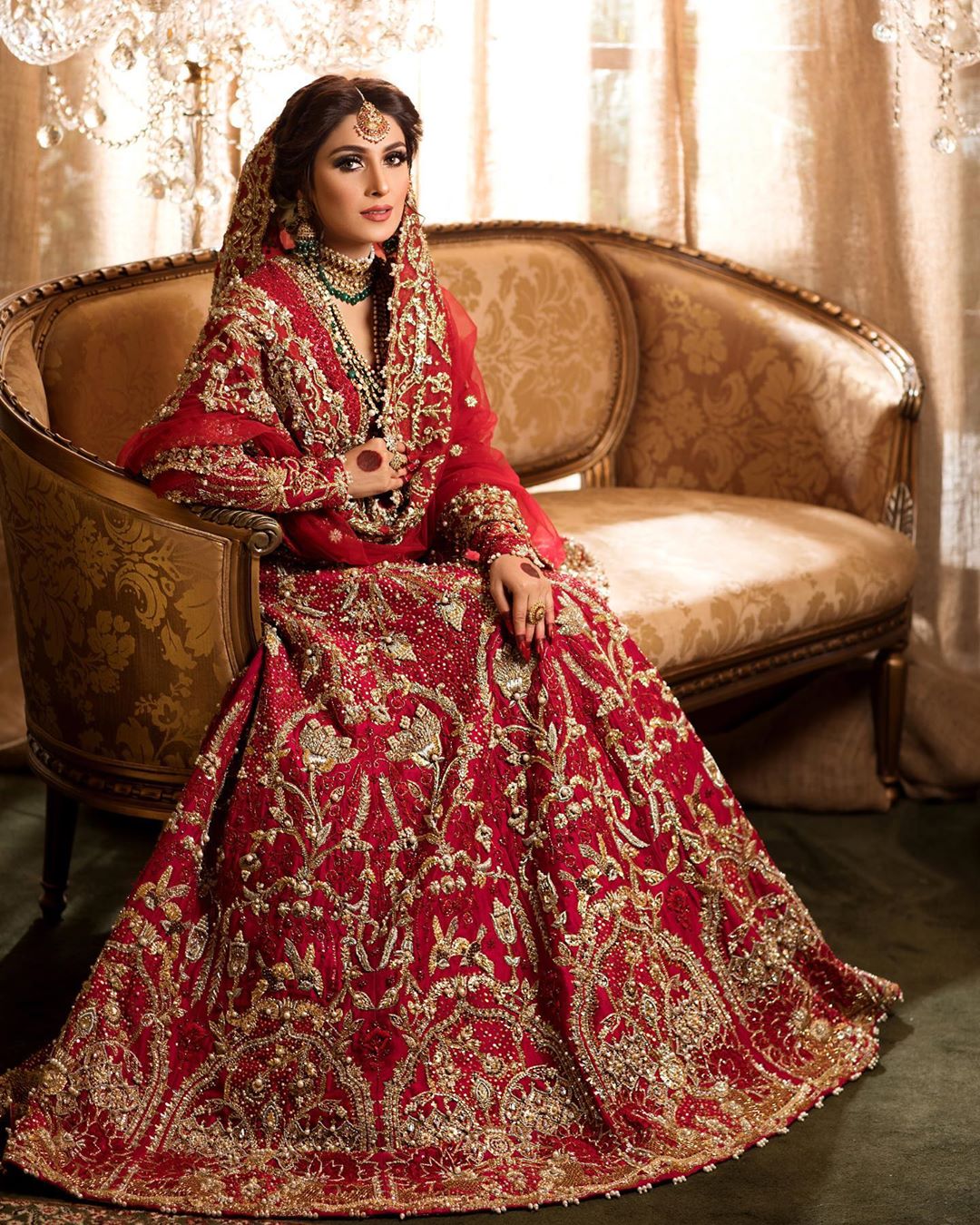 Beautiful Ayeza Khan Latest Bridal Shoot for Hifsa Khan Salon