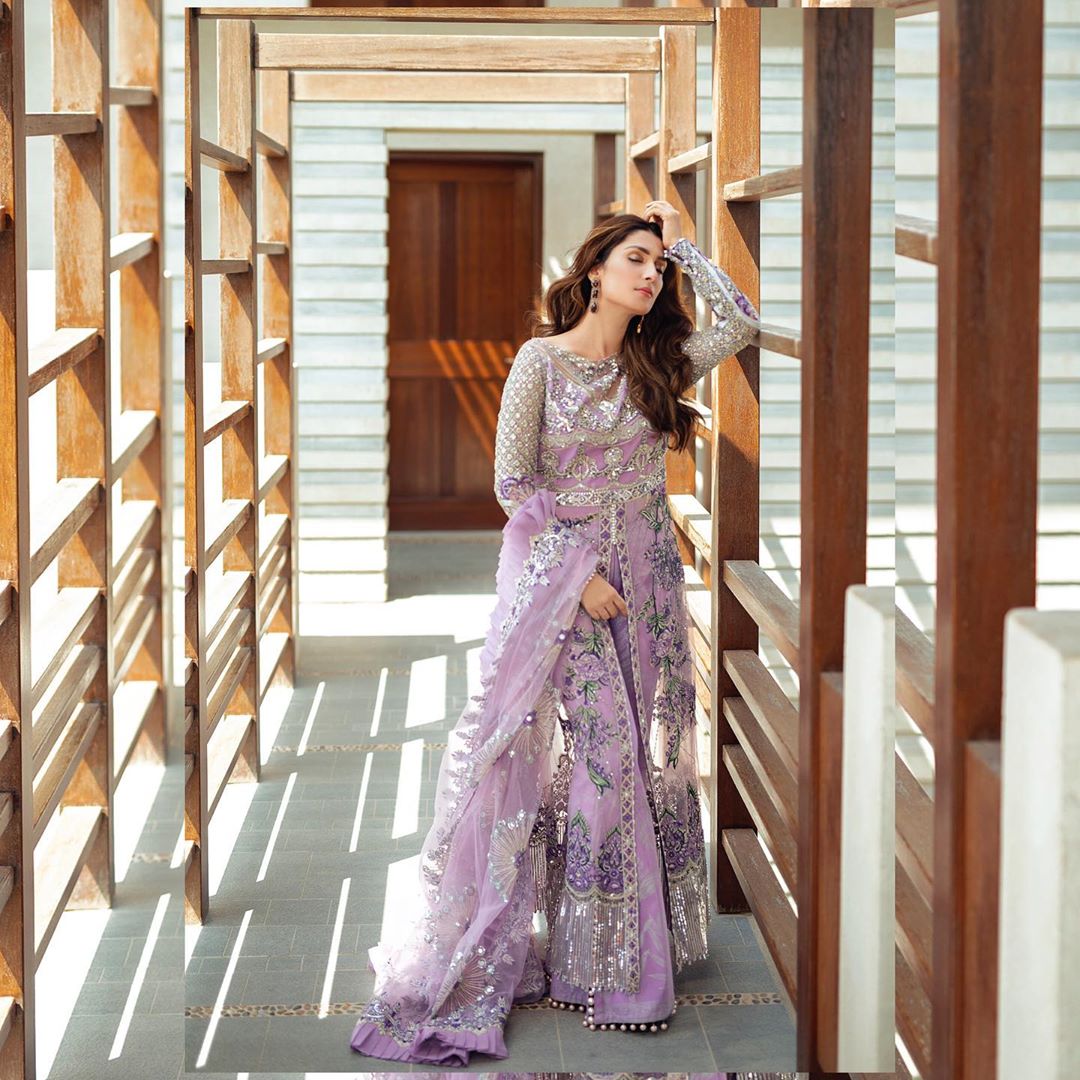 Ayeza Khan is Looking Stuning in this Beautiful Purple Outfit