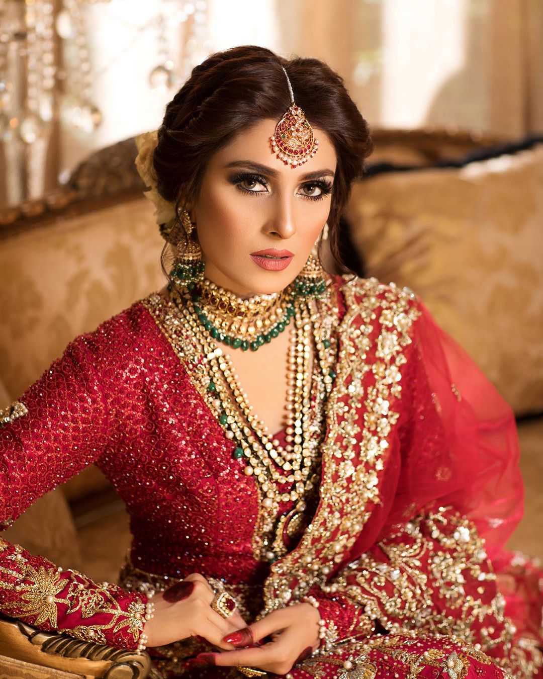 Beautiful Ayeza Khan Latest Bridal Shoot for Hifsa Khan Salon