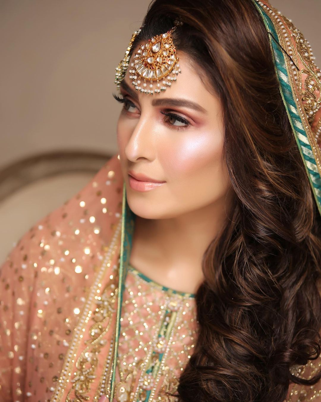 Ayeza Khan Beautiful Bridal Make Up Shoot for Zaras Salon